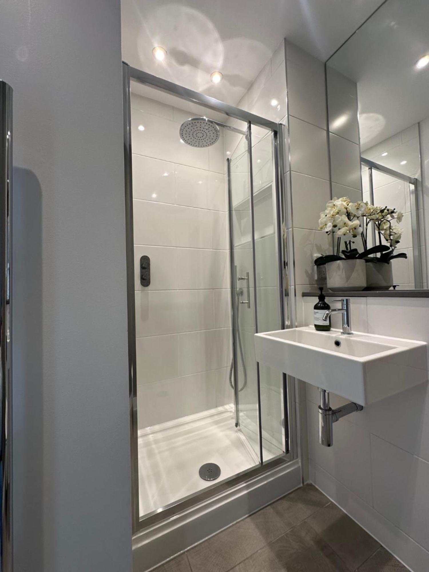 Appartamento Contemporary Pied A Terre In The Heart Of Bath Esterno foto