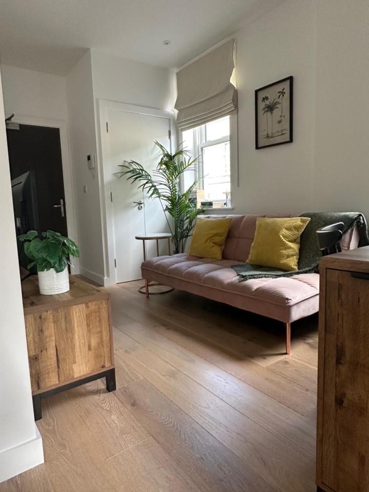 Appartamento Contemporary Pied A Terre In The Heart Of Bath Esterno foto